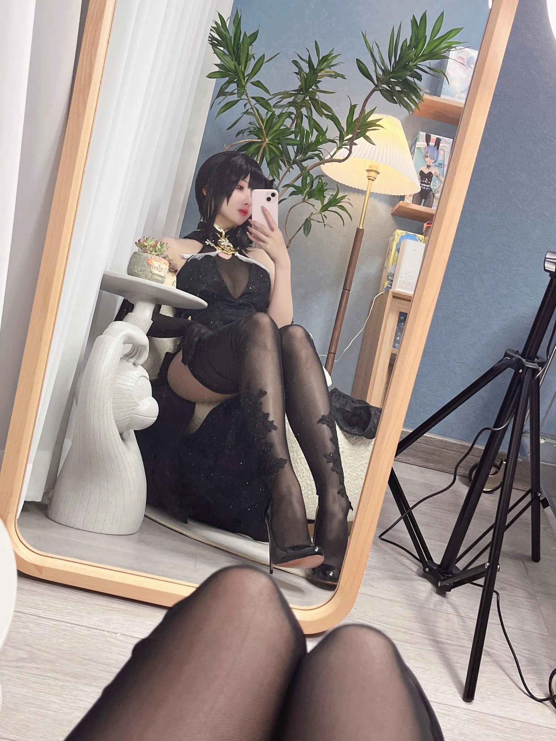 rioko凉凉子 – NO.93 镇海 自拍 [21P]插图4